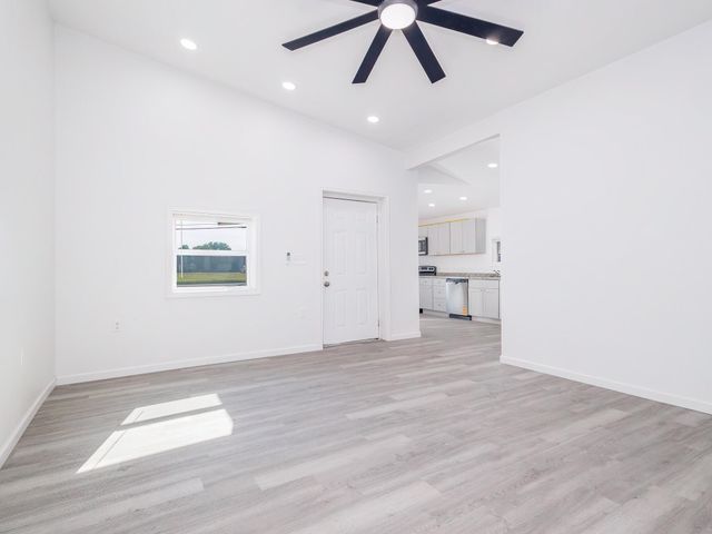 2904 4th Street, Brownwood, TX 76801