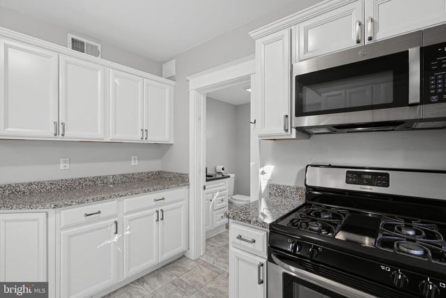 60 N GIRARD ST, Woodbury, NJ 08096