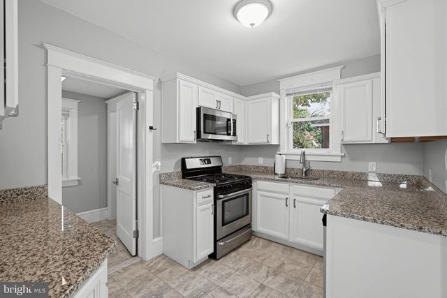 60 N GIRARD ST, Woodbury, NJ 08096