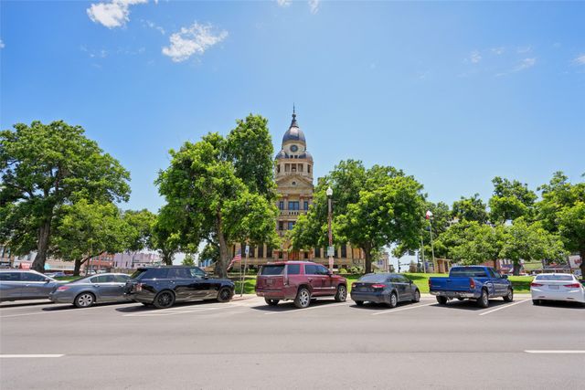 312 Robertson Street, Denton, TX 76205