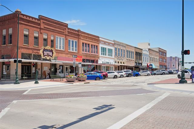 312 Robertson Street, Denton, TX 76205