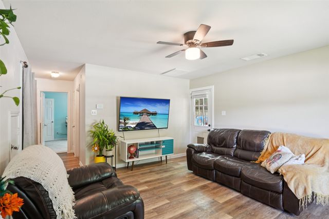 312 Robertson Street, Denton, TX 76205