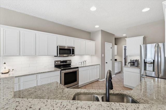 4401 Lakeside Drive, The Colony, TX 75056