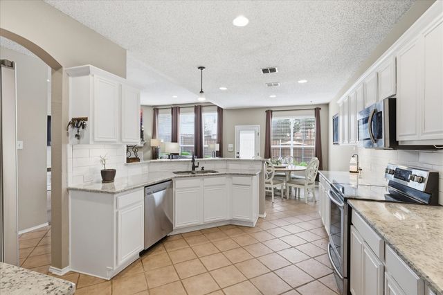 4401 Lakeside Drive, The Colony, TX 75056