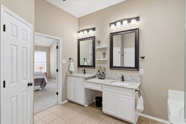 4401 Lakeside Drive, The Colony, TX 75056