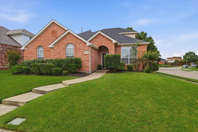 4401 Lakeside Drive, The Colony, TX 75056