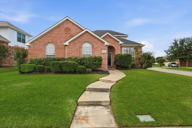 4401 Lakeside Drive, The Colony, TX 75056