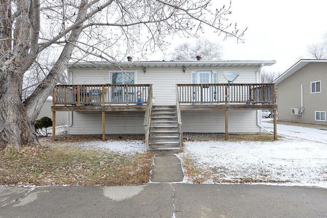 2366 20th Avenue S, Fargo, ND 58103