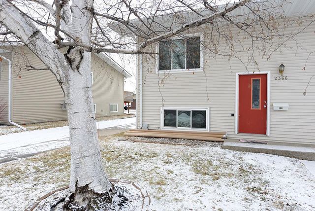 2366 20th Avenue S, Fargo, ND 58103