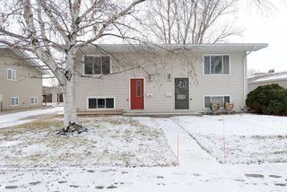 2366 20th Avenue S, Fargo, ND 58103