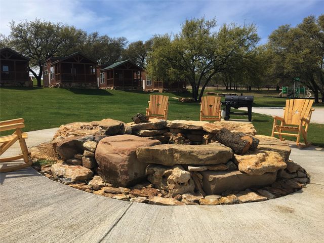891 Safe Harbor Drive, Brownwood, TX 76801