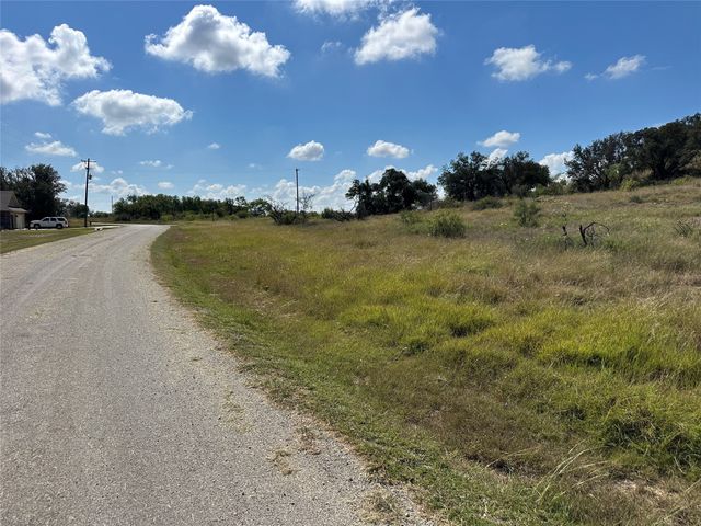 891 Safe Harbor Drive, Brownwood, TX 76801