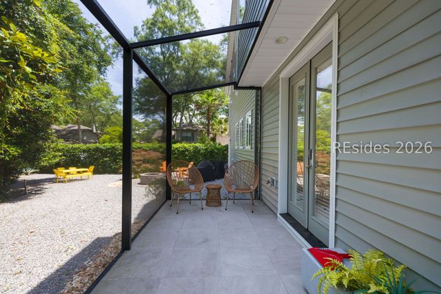 9 Mimosa St, Hilton Head Island, SC 29928