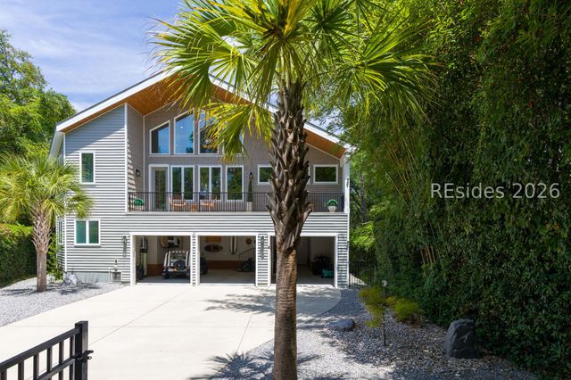 9 Mimosa St, Hilton Head Island, SC 29928