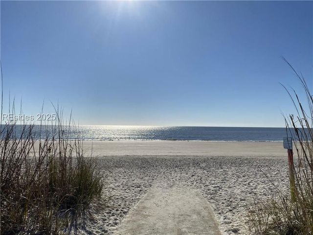 9 Mimosa St, Hilton Head Island, SC 29928