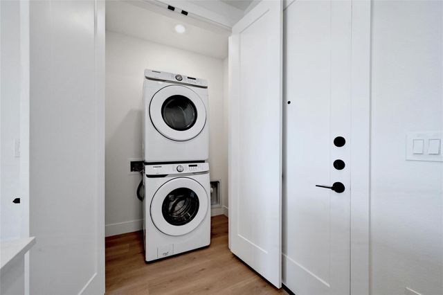 1701 Simond Ave 323, Austin, TX 78723