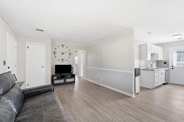 262 Saint Christopher Lane, Columbus, OH 43213