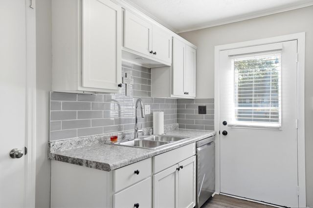 262 Saint Christopher Lane, Columbus, OH 43213