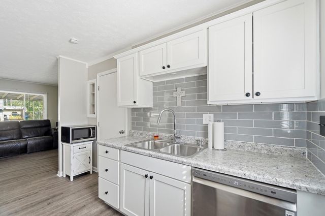 262 Saint Christopher Lane, Columbus, OH 43213