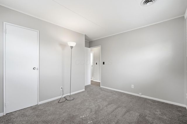 262 Saint Christopher Lane, Columbus, OH 43213