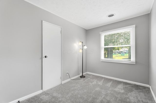 262 Saint Christopher Lane, Columbus, OH 43213