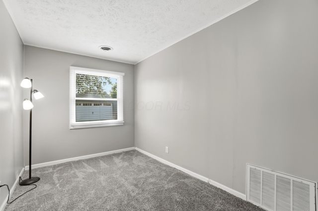 262 Saint Christopher Lane, Columbus, OH 43213