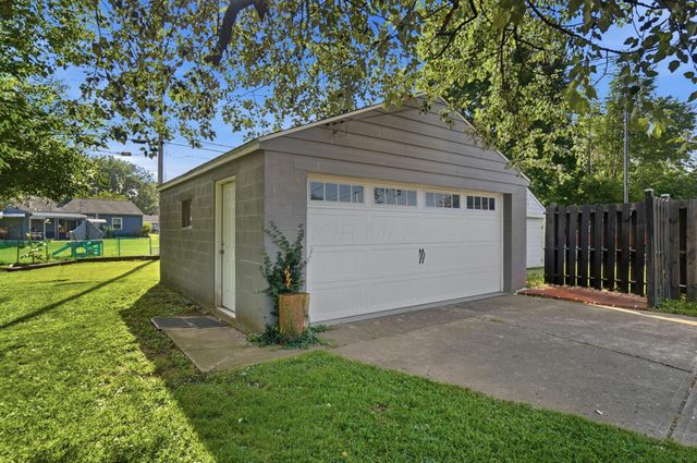 262 Saint Christopher Lane, Columbus, OH 43213