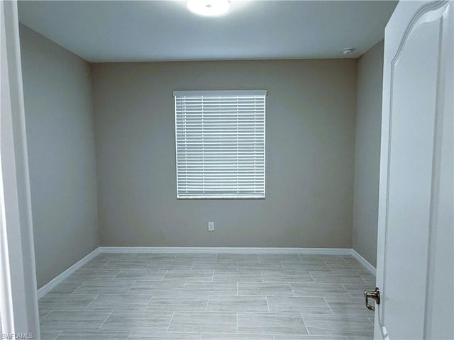 9444 Glenforest DR, Naples, FL 34120