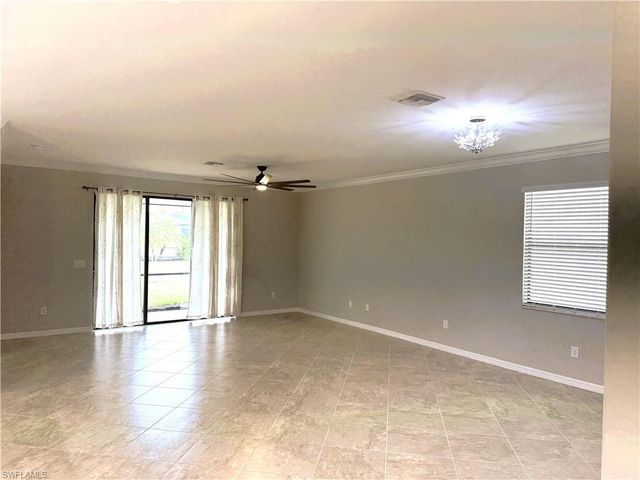 9444 Glenforest DR, Naples, FL 34120