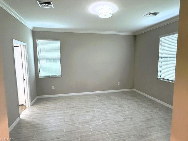 9444 Glenforest DR, Naples, FL 34120