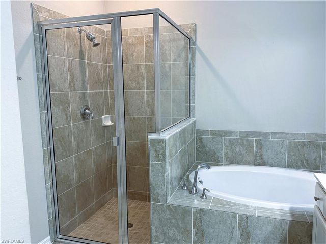 9444 Glenforest DR, Naples, FL 34120