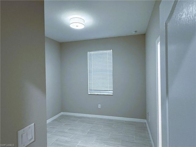 9444 Glenforest DR, Naples, FL 34120