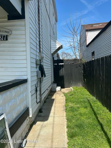 1817 Rowan St, Louisville, KY 40203