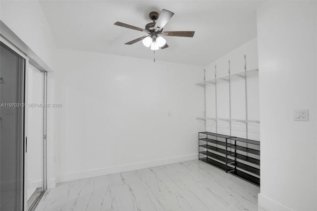 12068 SW 210th St, Miami, FL 33177