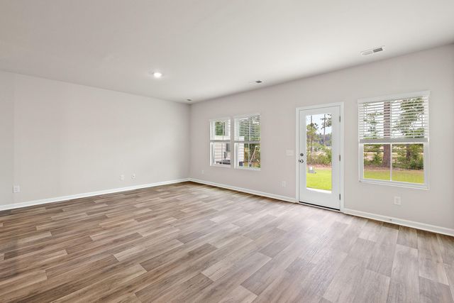 391 Tiliwa Street, Summerville, SC 29486
