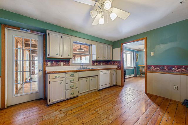 1020 Swanhill Drive, Albert Lea, MN 56007