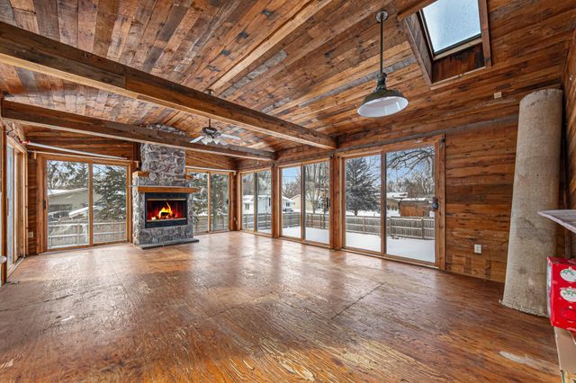 1020 Swanhill Drive, Albert Lea, MN 56007