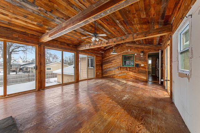 1020 Swanhill Drive, Albert Lea, MN 56007