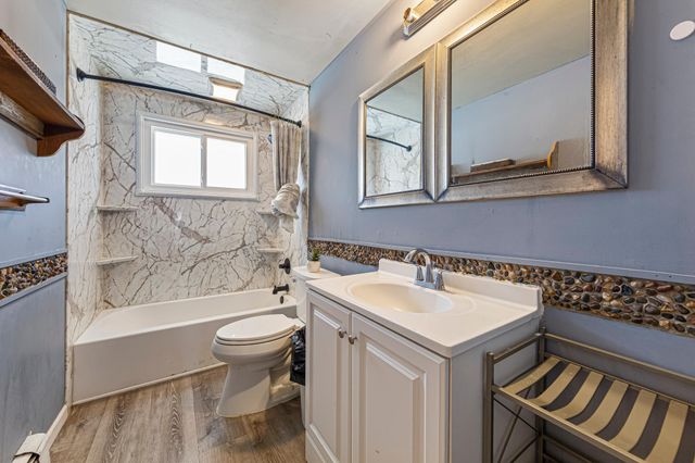 1020 Swanhill Drive, Albert Lea, MN 56007