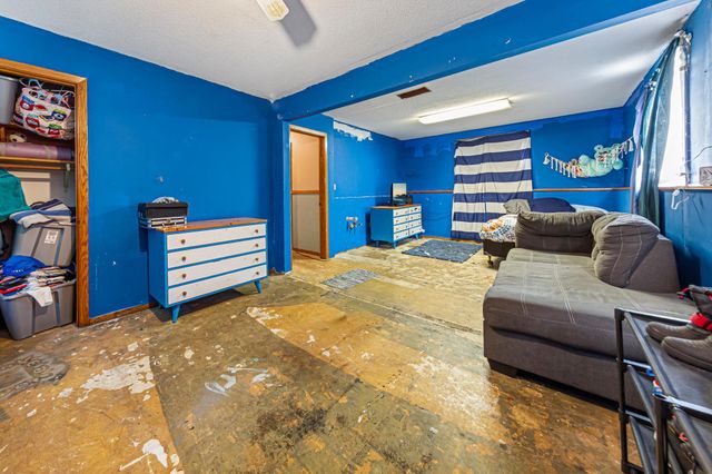 1020 Swanhill Drive, Albert Lea, MN 56007