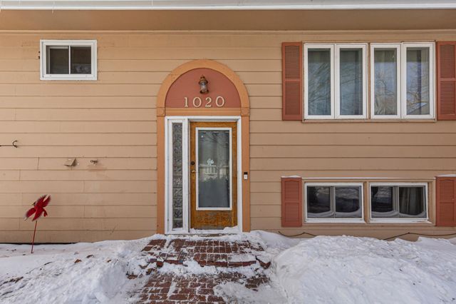 1020 Swanhill Drive, Albert Lea, MN 56007