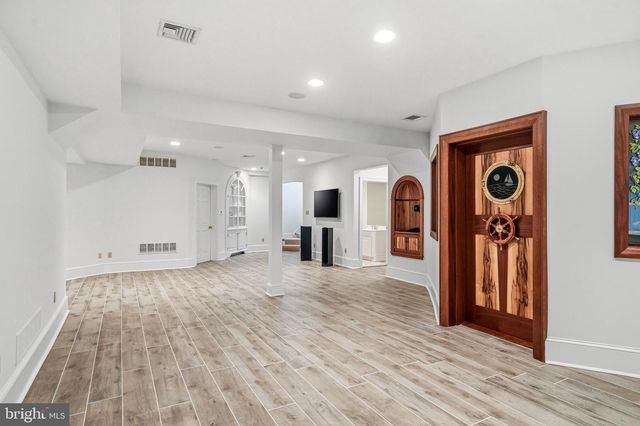41 TUNBRIDGE RD, Haverford, PA 19041