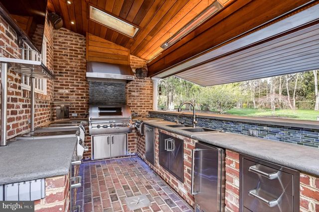 41 TUNBRIDGE RD, Haverford, PA 19041