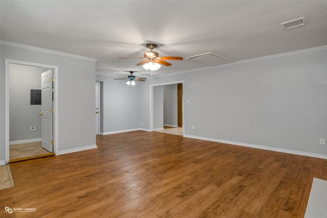 2214 Wakefield Avenue, Bossier City, LA 71111