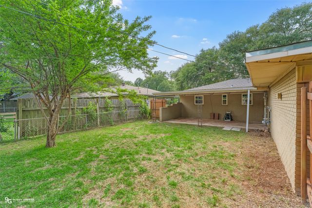 2214 Wakefield Avenue, Bossier City, LA 71111
