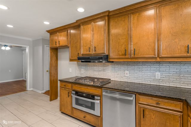 2214 Wakefield Avenue, Bossier City, LA 71111