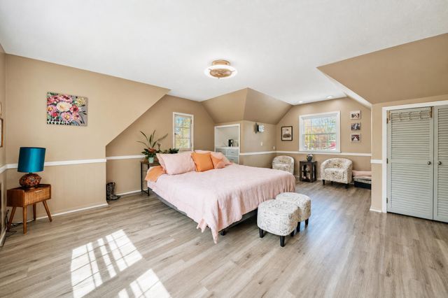 7800 Pearson Way NE, Fridley, MN 55432