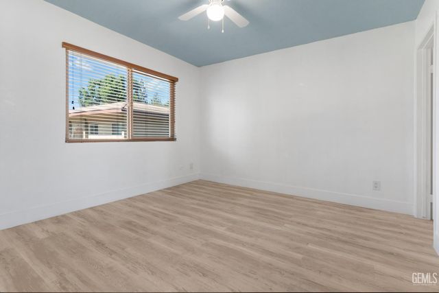 3700 Q Street 212, Bakersfield, CA 93301