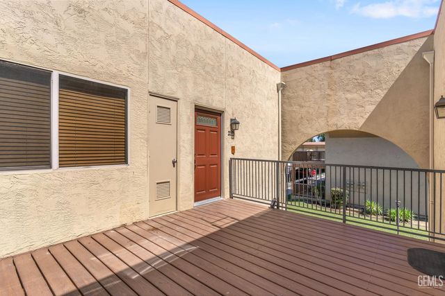 3700 Q Street 212, Bakersfield, CA 93301
