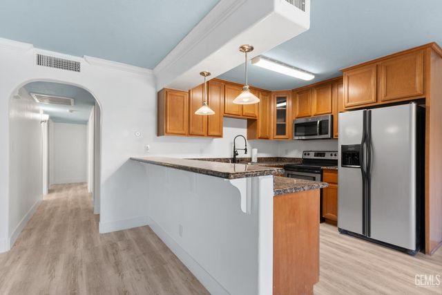 3700 Q Street 212, Bakersfield, CA 93301